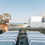 Yiayias Sifnos *